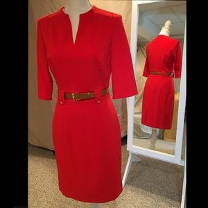 Tahari dress Sz 4 w/ belt, elbow length sleeves